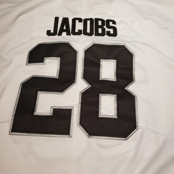 Men's jersey never worn. Raiders #28 - Picture 2 of 2